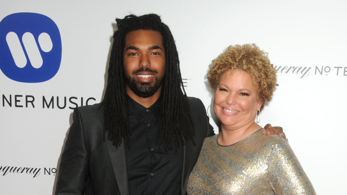 Quinn Coleman and Debra Lee on the red carpet