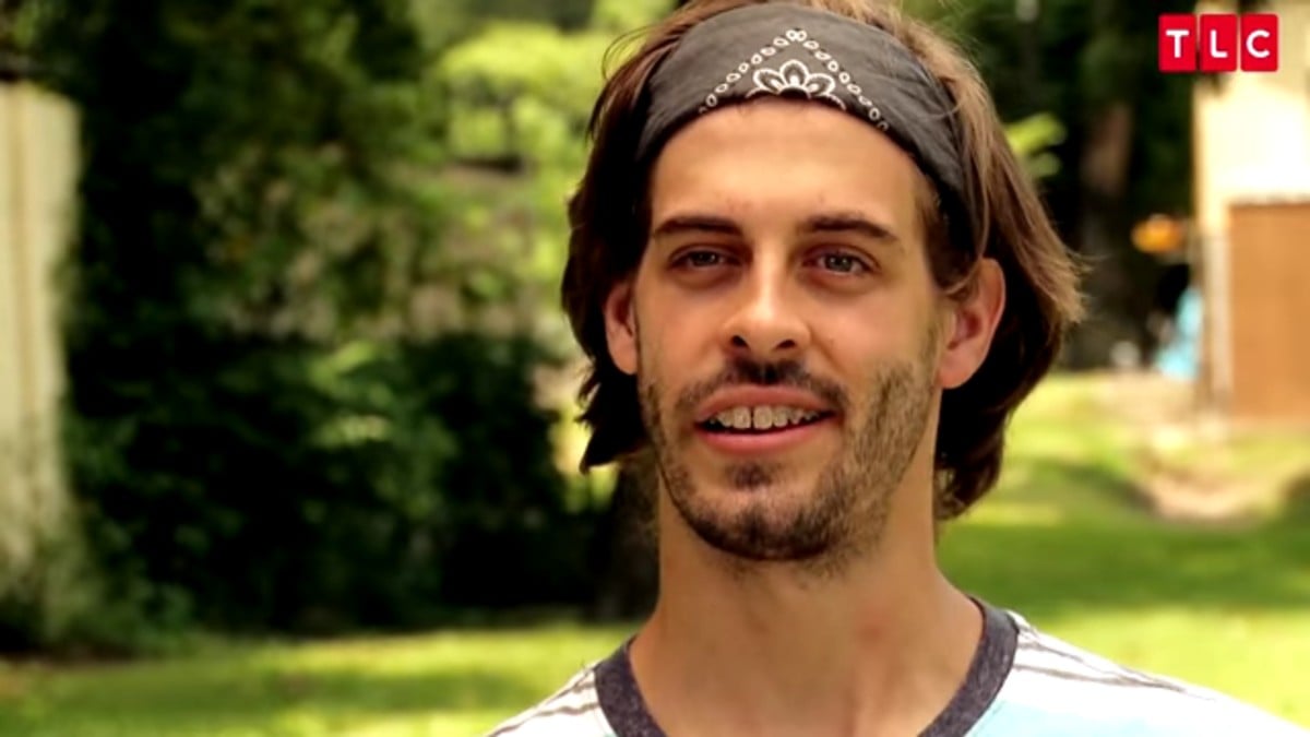 Derick Dillard in a Counting On confessional.