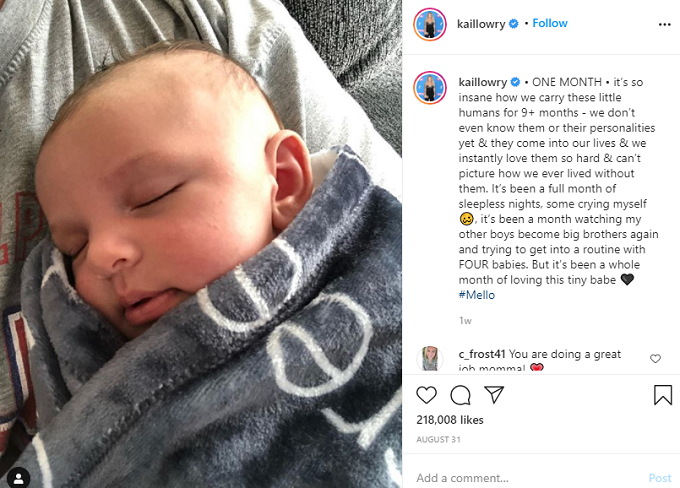 Kailyn Lowry baby Creed wrapped in a blanket