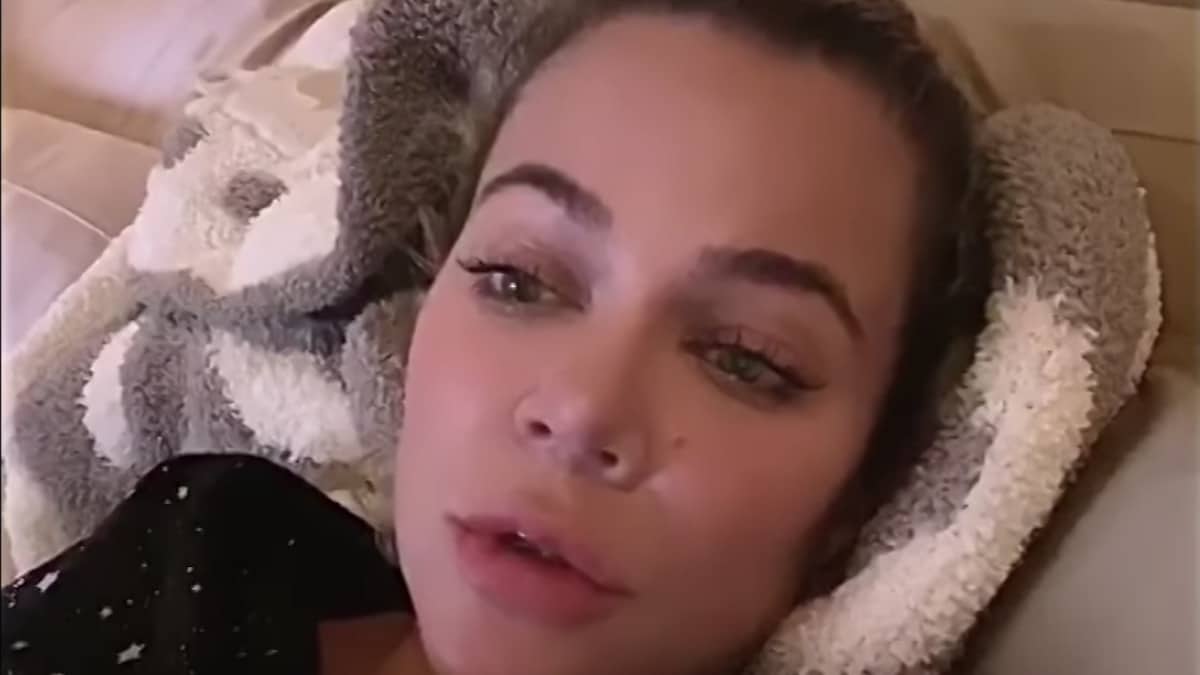 khloe kardashian reveals covid 19 on kuwtk video