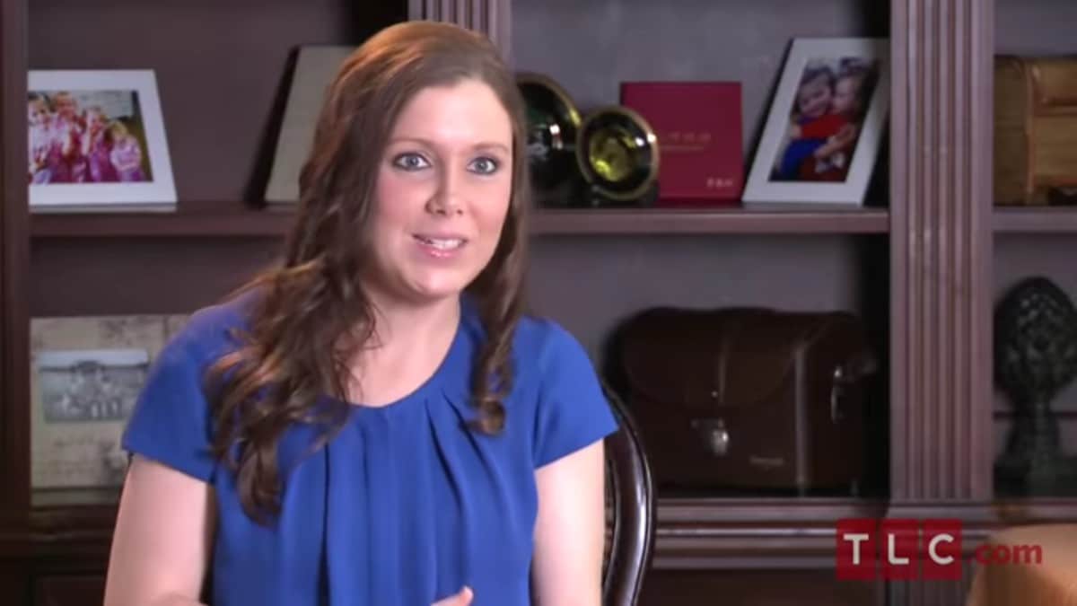Anna Duggar in a 19 Kids and Counting contessional.