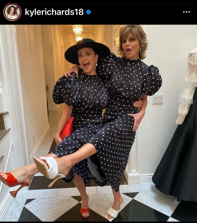RHOBH costars Lisa Rinna and Kyle Richards don matching outfits