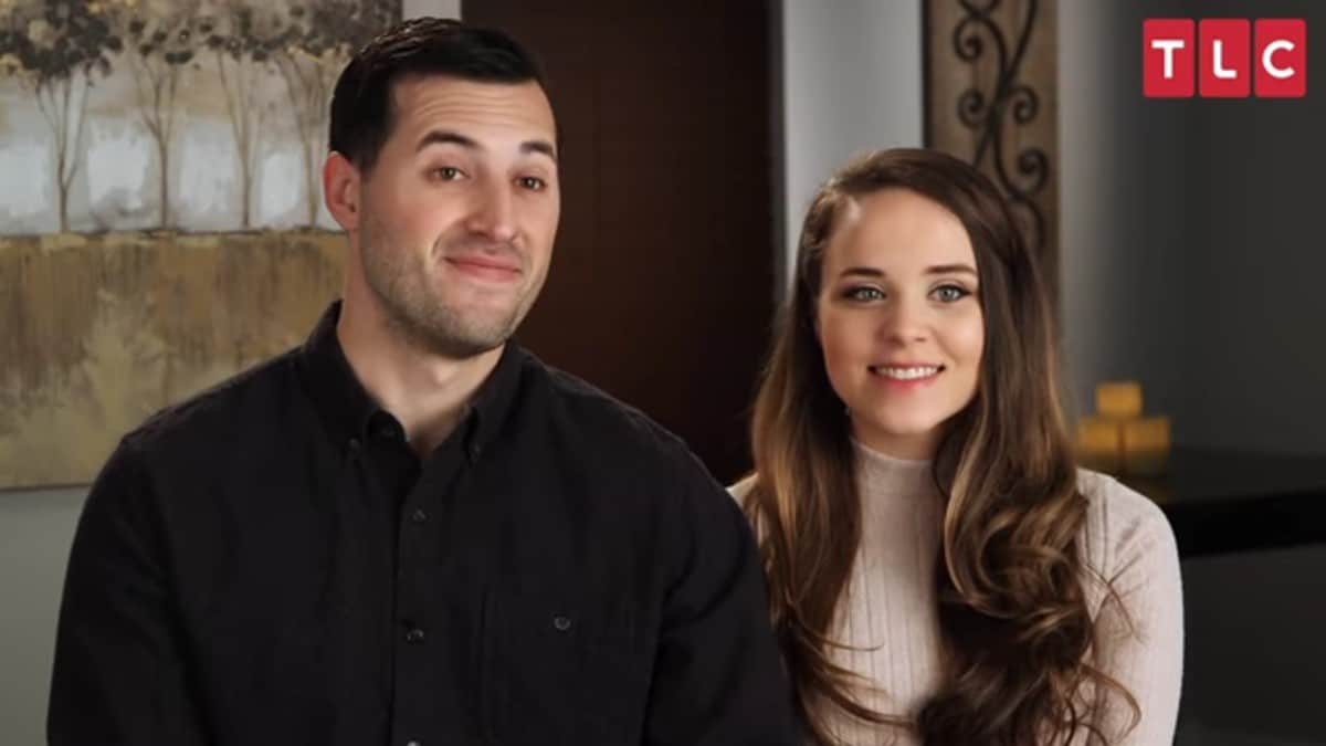 Jeremy Vuolo and Jinger Duggar in a confessional.