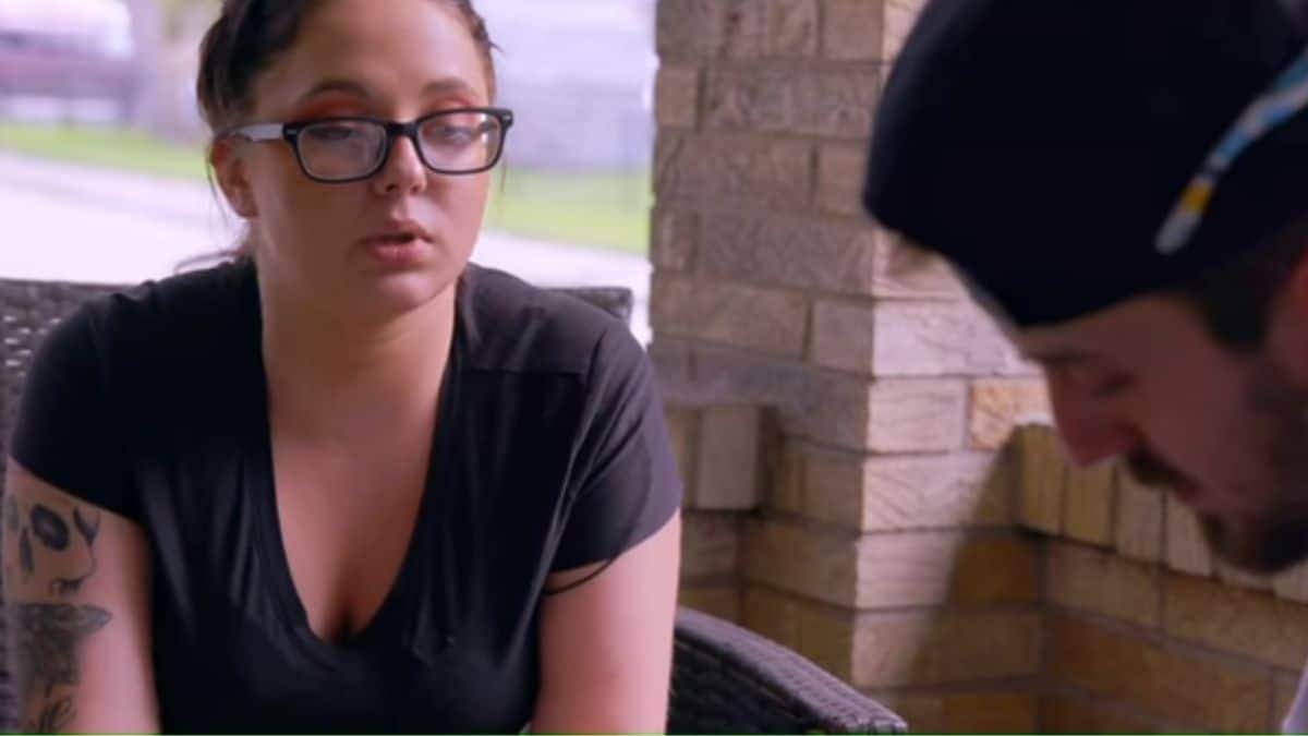 Jade Cline has a sit down conversation with baby daddy Sean Austin during an episode of Teen Mom 2
