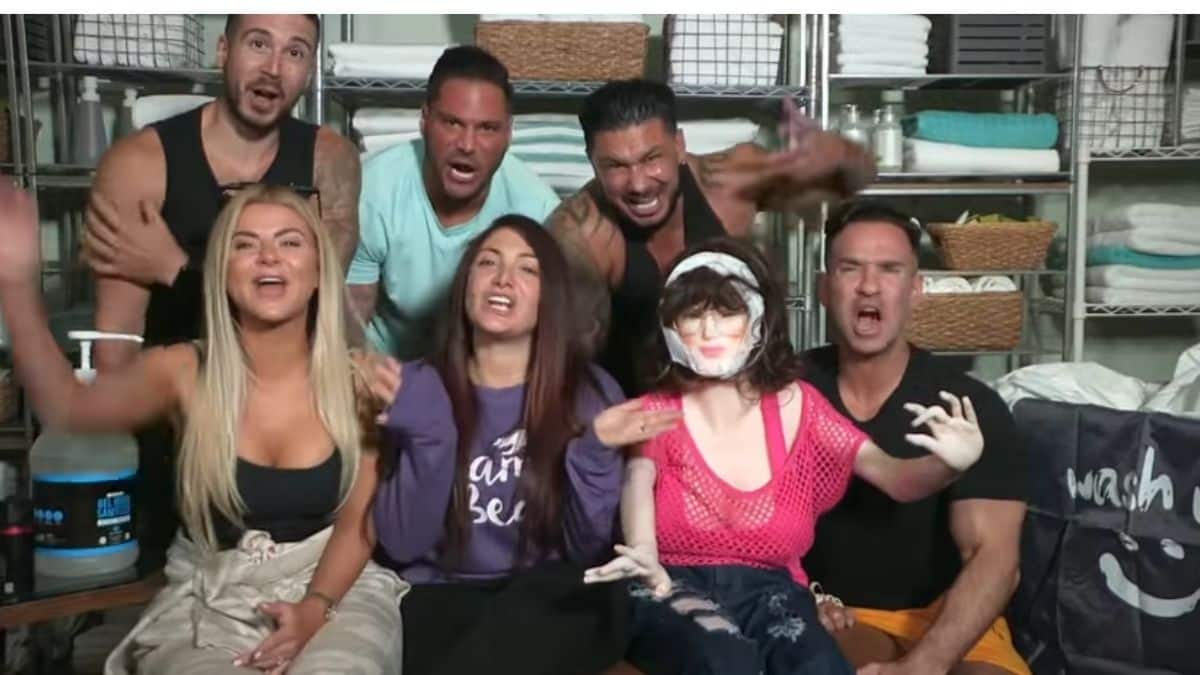 The cast of Jersey Shore Family Vacation during a confessional interview