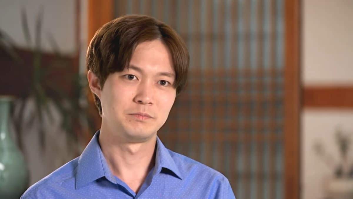 Jihoon Lee speaks in a confessional during 90 Day Fiance.