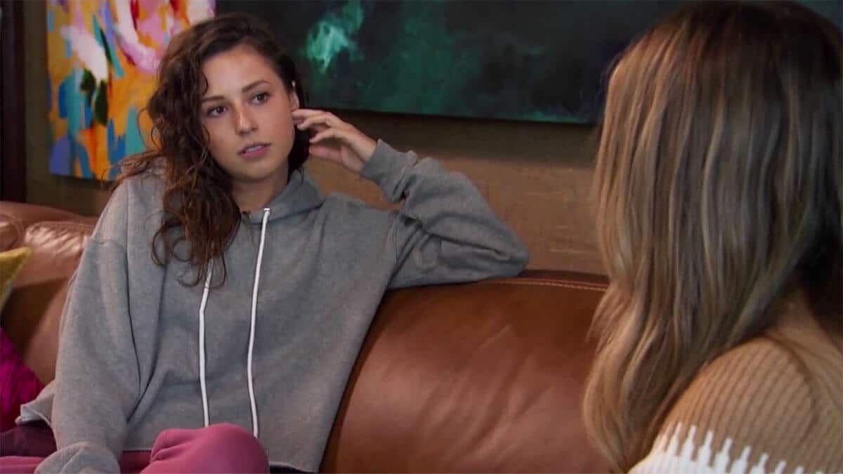 The Bachelor's Katie talking to Sarah about her dad dying