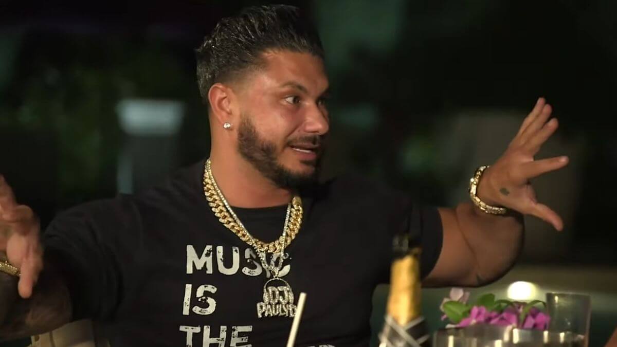Pauly D during an episode of Jersey Shore Family Vacation