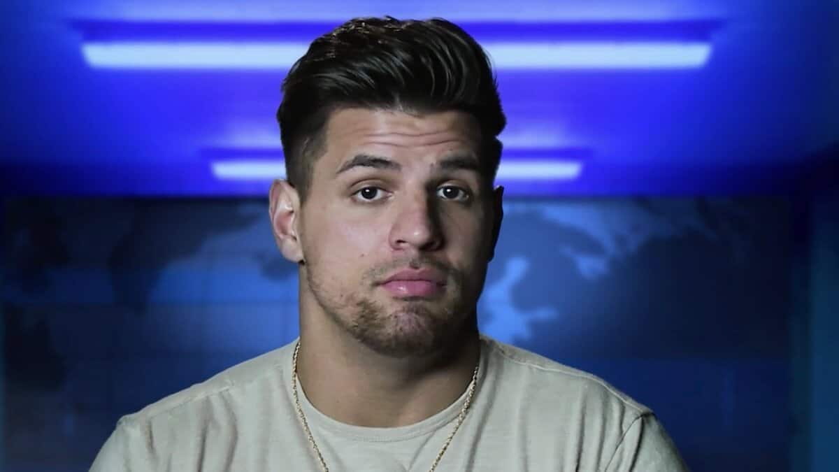 fessy shafaat speaks in the challenge double agents confessional