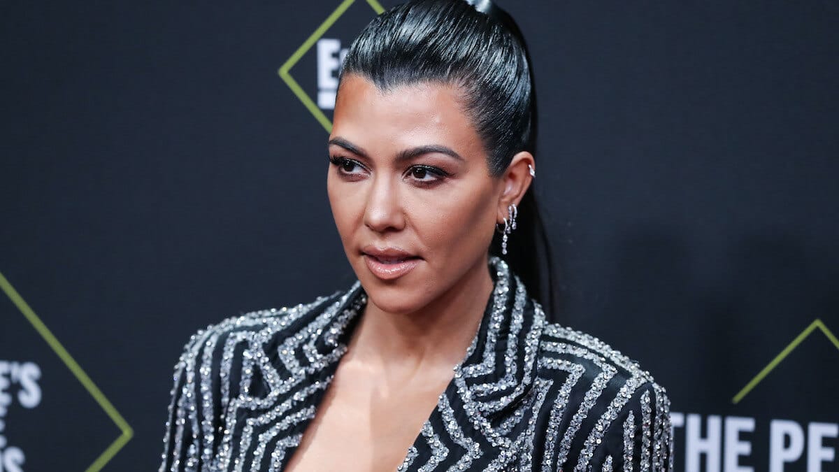 kourtney kardashian appears at 2019 E! People's Choice Awards
