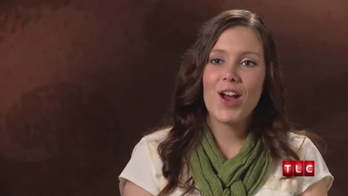 Anna Duggar in a 19 Kids and Counting confessional.