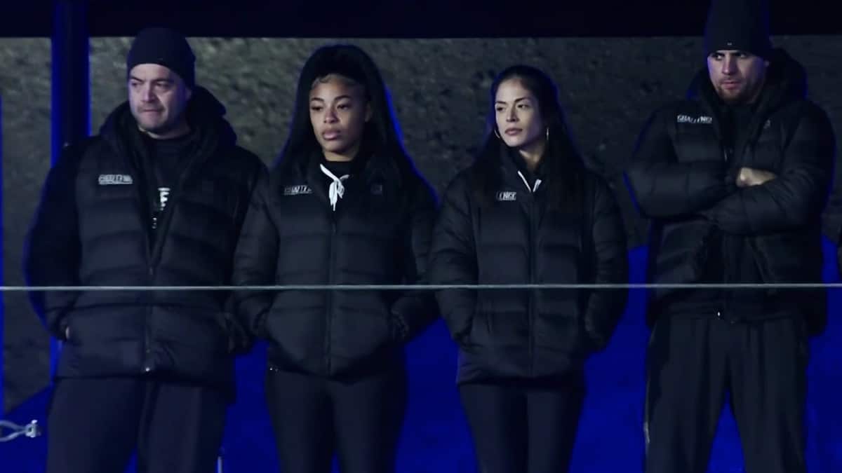 competitors at the crater in the challenge double agents episode 14