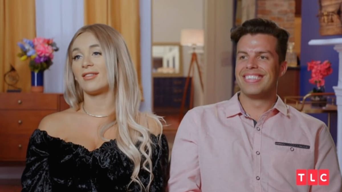 90 Day Fiance stars Jovi and Mylah share first official photos of their baby girl