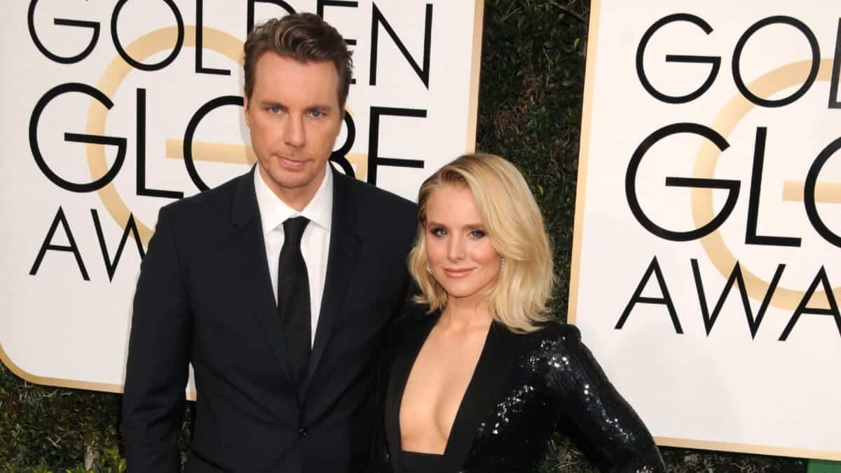 Kristen Bell Was Fully Nude In The Photo Dax Shepard 