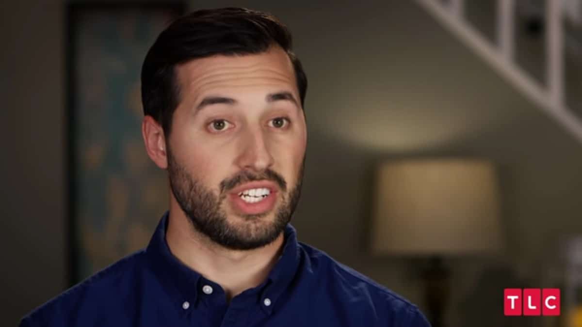 Jeremy Vuolo in a Counting On confessional.
