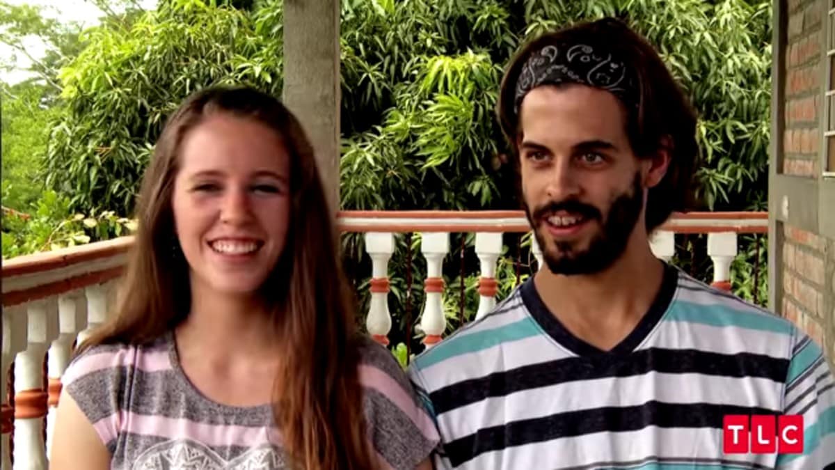 Jill Duggar and Derick Dillard in a Counting On confessional.