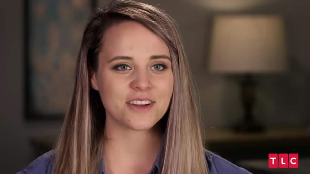 Jinger Duggar in a Counting On confesisonal.