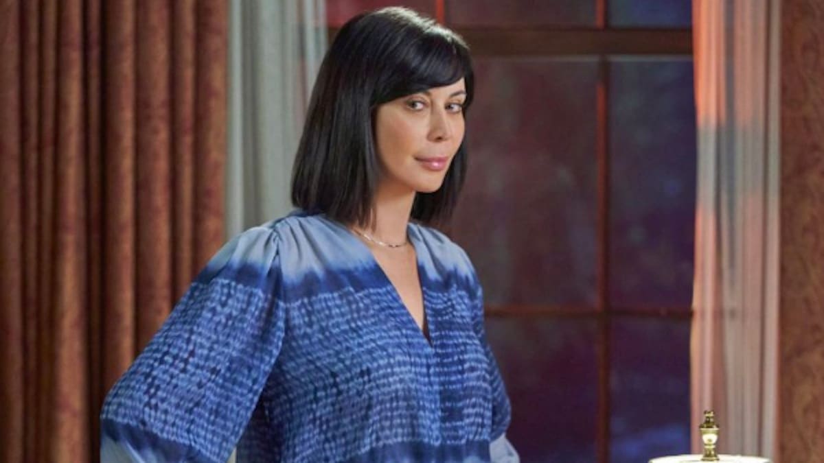 Catherine Bell as Cassie Nightingale in the series finale of Hallmark Channel's Good Witch.
