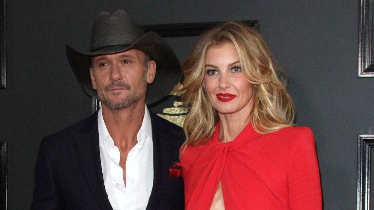 Red carpet image of Faith Hill and Tim McGraw
