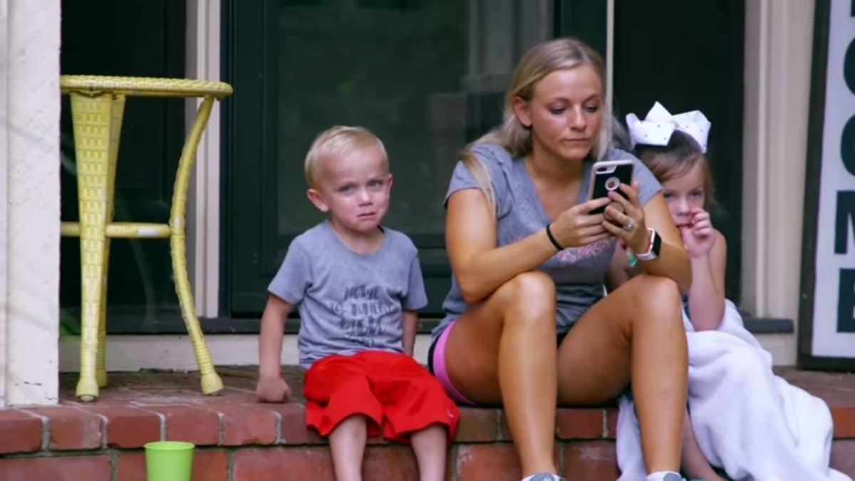 Teen Mom OG star Mackenzie McKee claps back at people posting clickbait about her