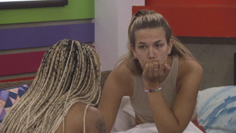 Tiffany And Claire BB23