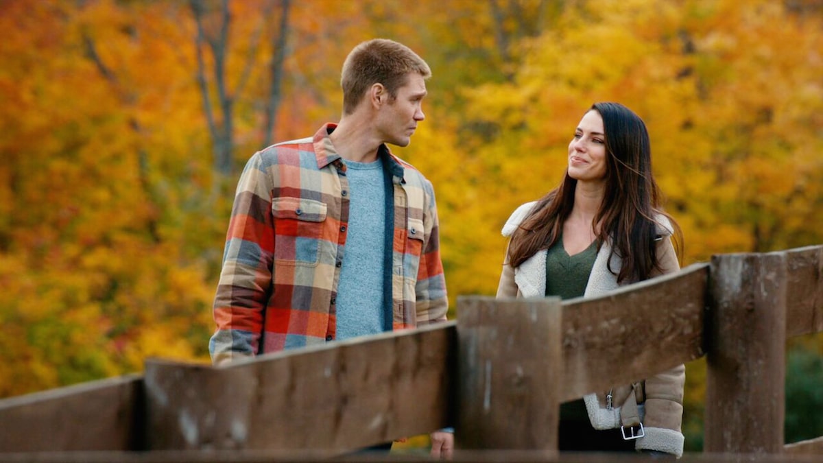 Chad Michael Murray and Jessica Lowndes in the GAC Family movie An Autumn Romance
