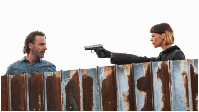 Andrew Lincoln as Rick Grimes and Pollyanna McIntosh as Jadis, as seen in Episode 16 of AMC's The Walking Dead Season 7