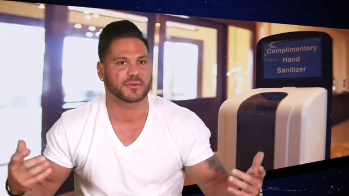 Ronnie Ortiz-Magro on Jersey Shore Family Vacation