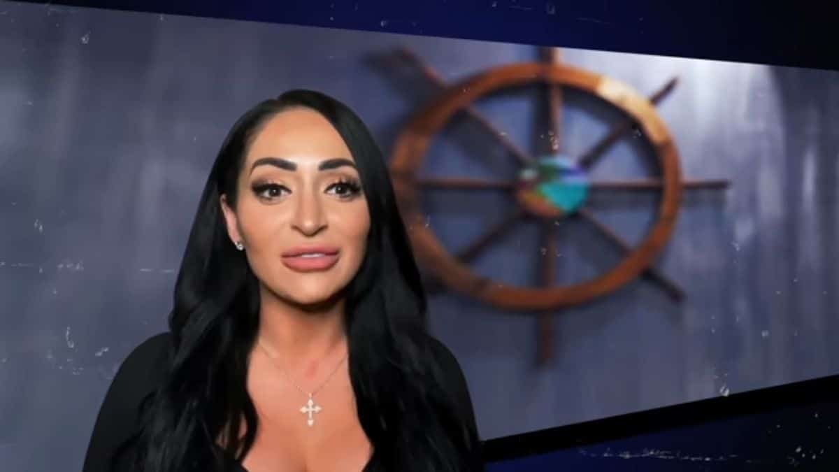 Angelina Pivarnick on Jersey Shore Family Vacation.