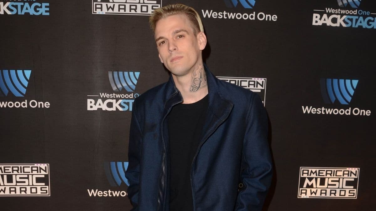 A 90 Day Fiance star is caught in the breakup drama between Aaron Carter and Melanie Martin