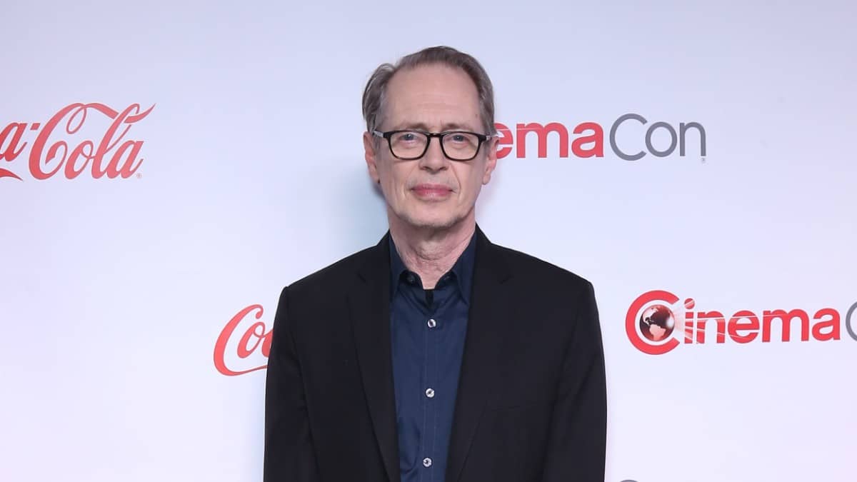 Steve Buscemi on the red carpet