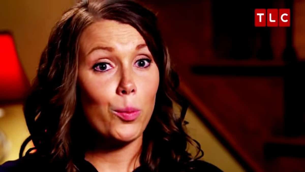 Anna Duggar in a Counting On confessional.
