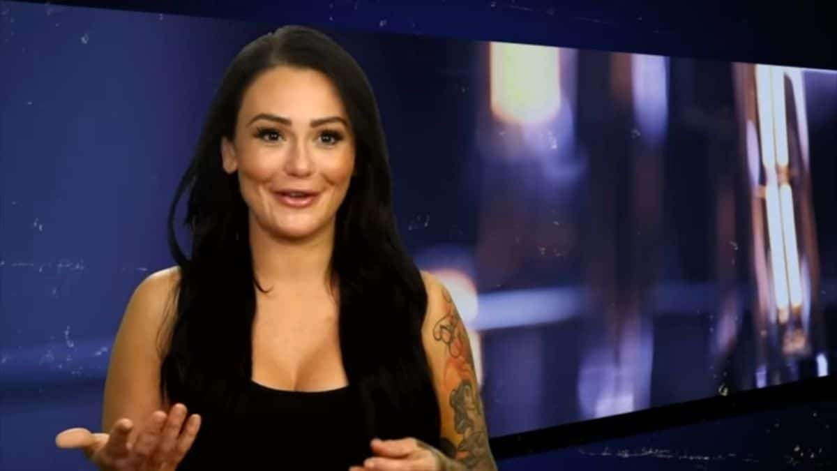Jenni "JWOWW" Farley on Jersey Shore Family Vacation.