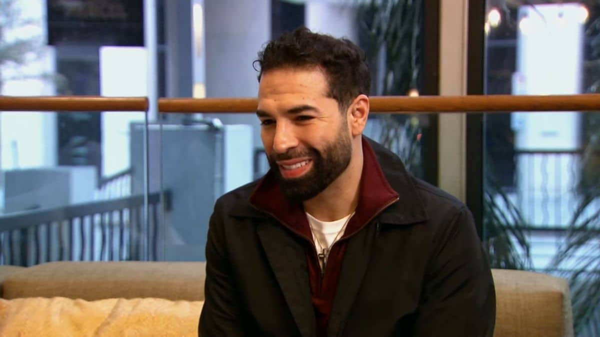 Married at First Sight star Jose San Miguel jr visits a young NASA fan before her surgery