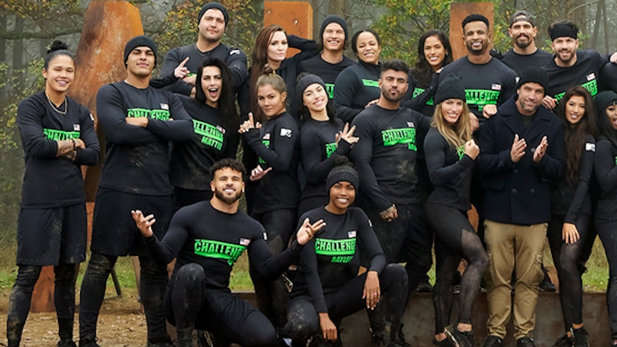 cast members from the challenge total madness season
