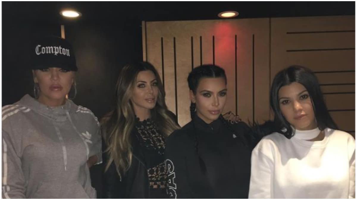 Khloe Kardashian, Larsa Pippen, Kim Kardashian, and Kourtney Kardashian hanging out.