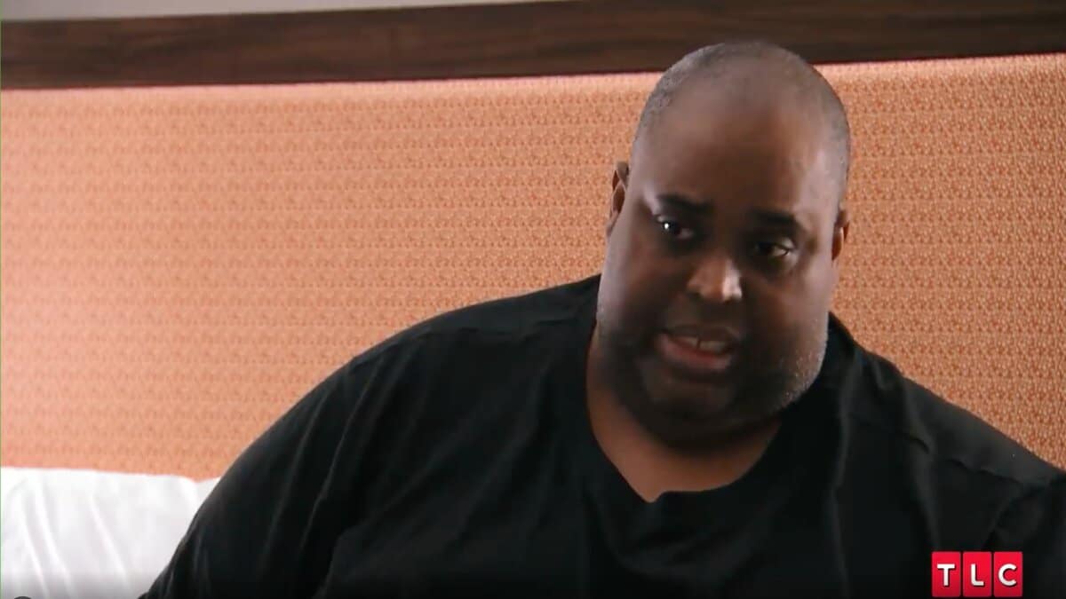 TLC's My 600-lb Life Larry Myers talks about his struggles with weight.