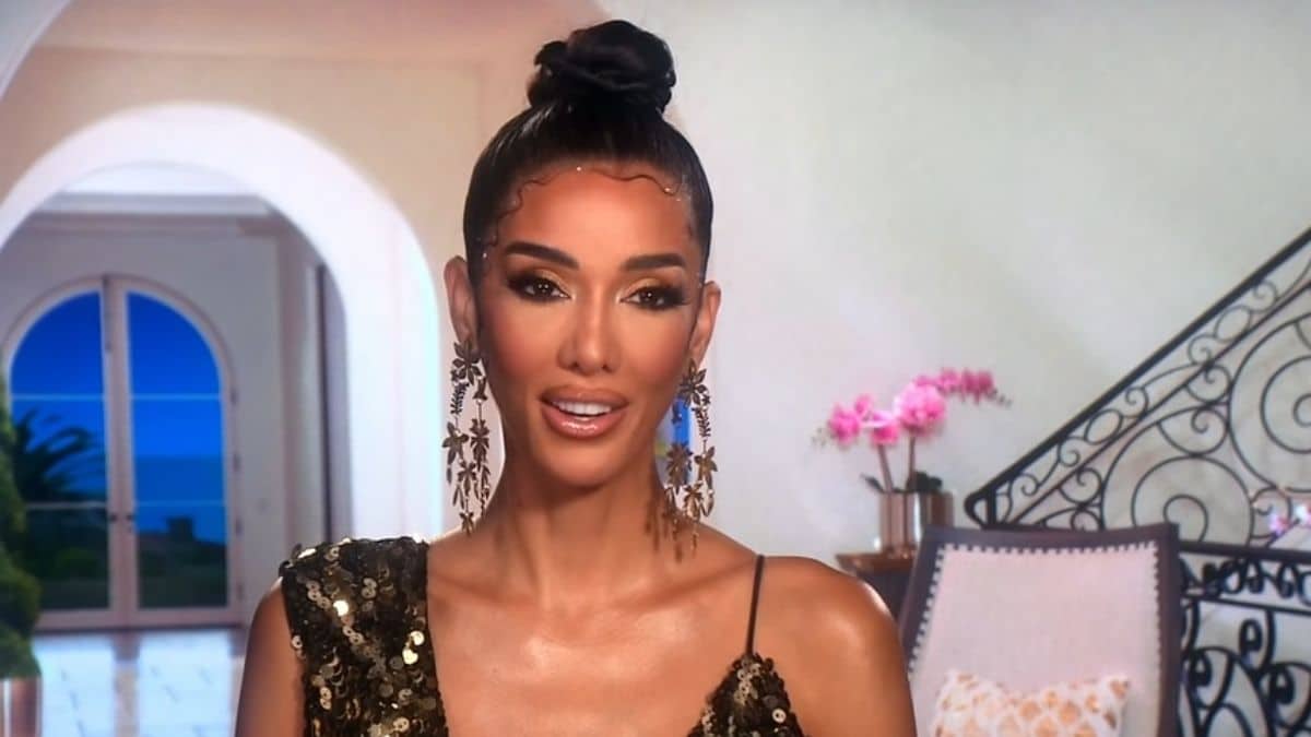Noella Bergener in a confessional for RHOC