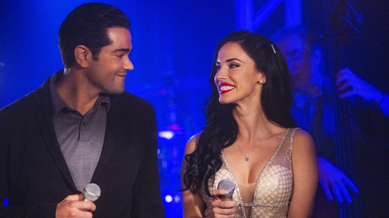 Jesse Metcalfe and Jessica Lowndes in the GAC Family movie Harmony From the Heart