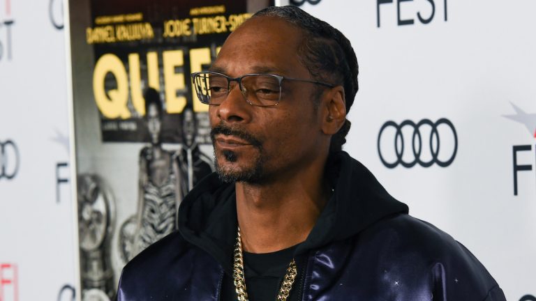 snoop dogg buys death row records ahead of super bowl performance