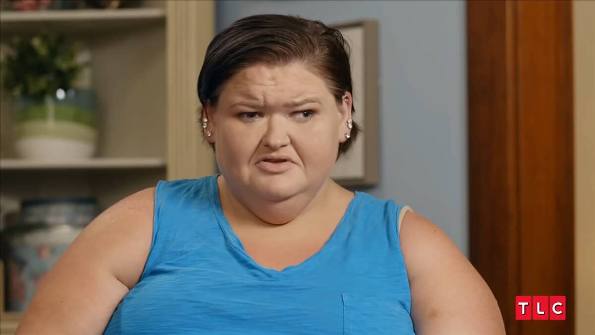 Amy Slaton of 1000-Lb. Sisters claps back at haters on her Instagram post.