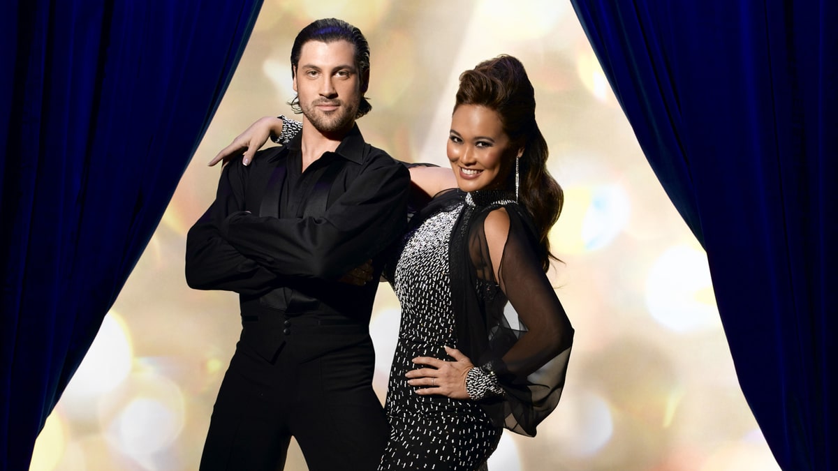 Maksim Chmerkovskiy and Tia Carrere on Dancing with the Stars