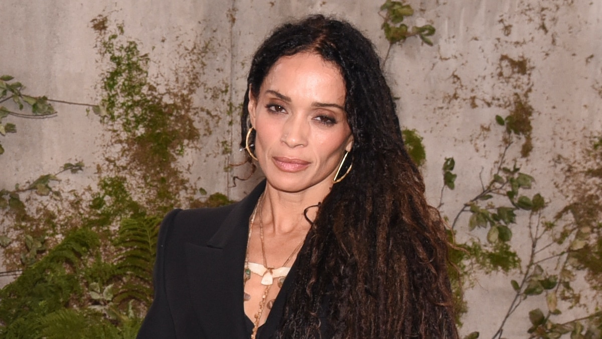 lisa bonet didnt attend family outing with jason momoa for the batman premiere