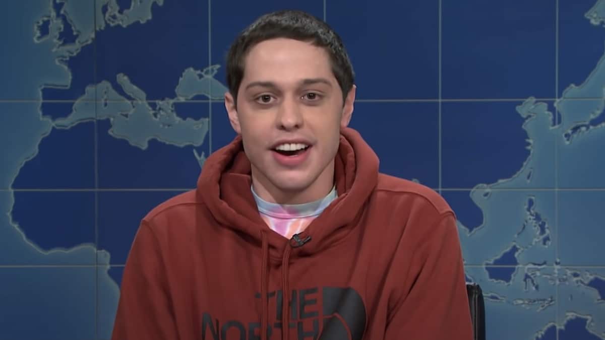 pete davidson in saturday night live weekend update sketch