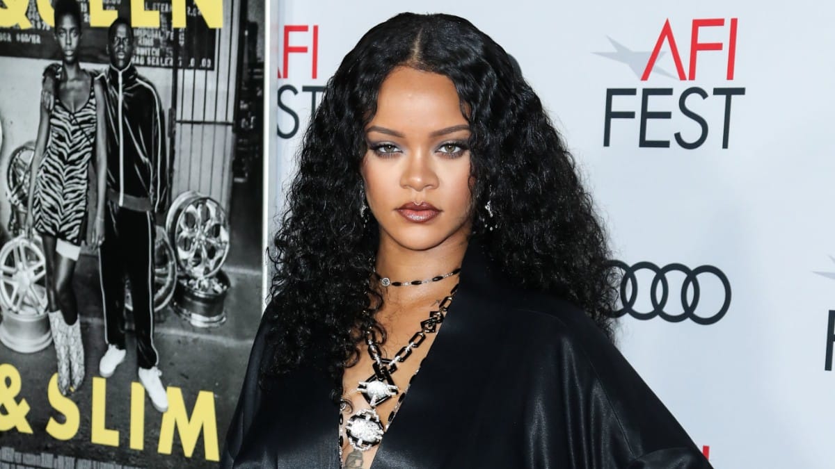NOVEMBER 14: Singer Rihanna arrives at the AFI FEST 2019 - Opening Night Gala - Premiere Of Universal Pictures' 'Queen And Slim' held at the TCL Chinese Theatre IMAX