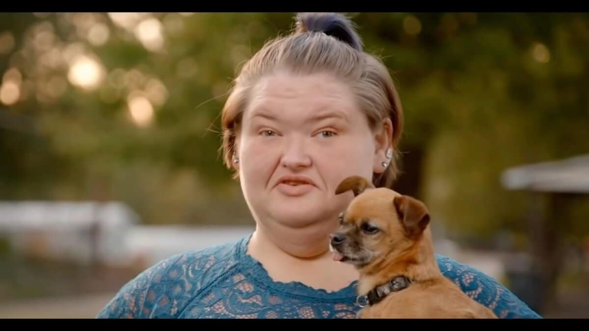 1000-Lb. Sisters' Amy Slaton reveals the passing of her dog, Little Bit.
