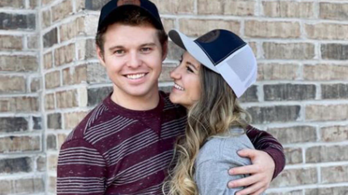 Jeremiah Duggar and Hannah Wissmann posing together.