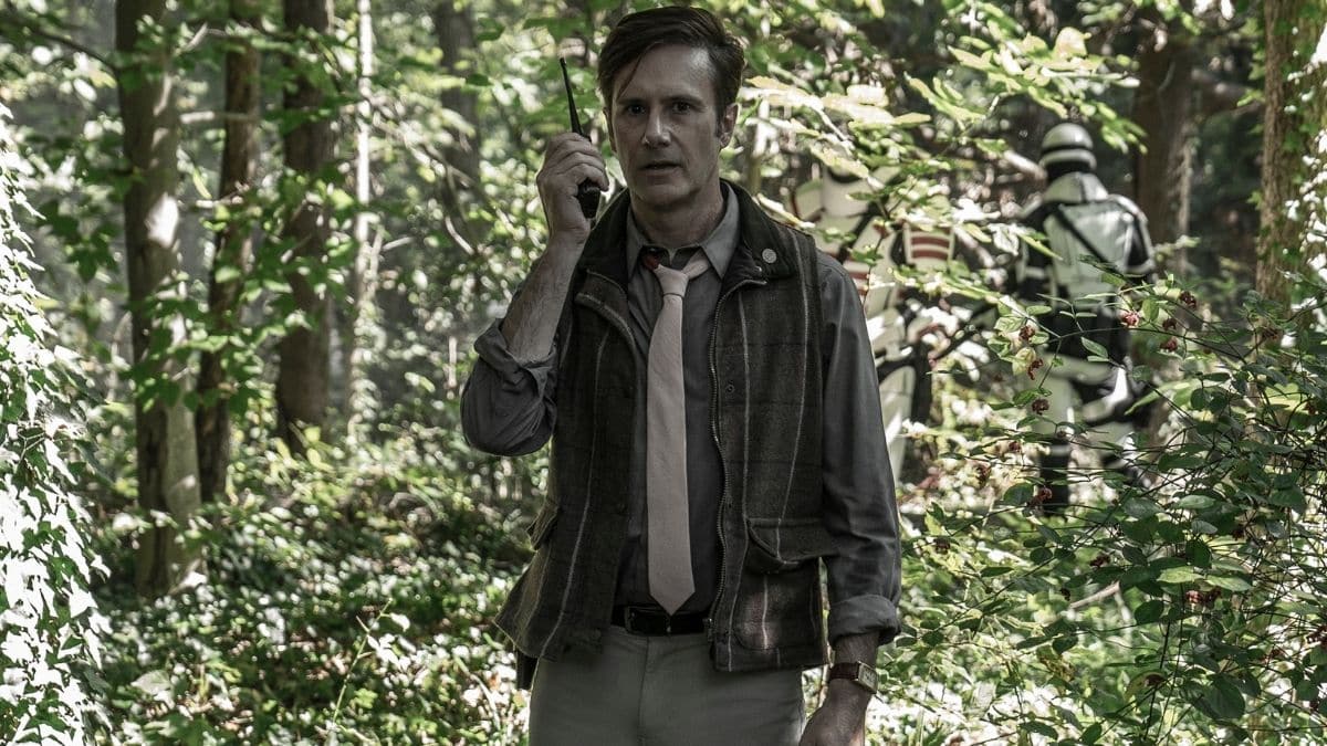 Josh Hamilton stars as Lance Hornsby in Episode 16 of AMC's The Walking Dead Season 11