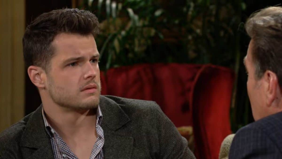 The Young and the Restless spoilers reveal Kyle breaks down.