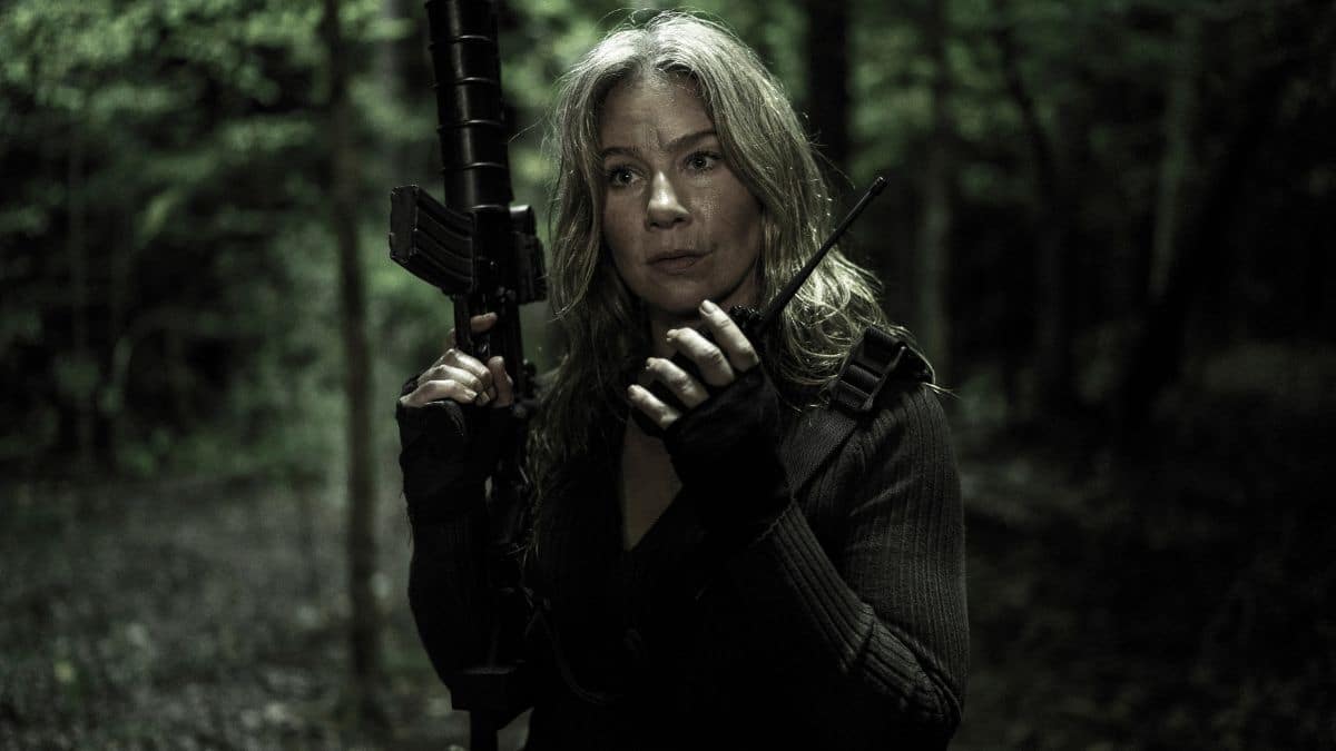 Lynn Collins stars as Leah in Episode 16 of AMC's The Walking Dead Season 11